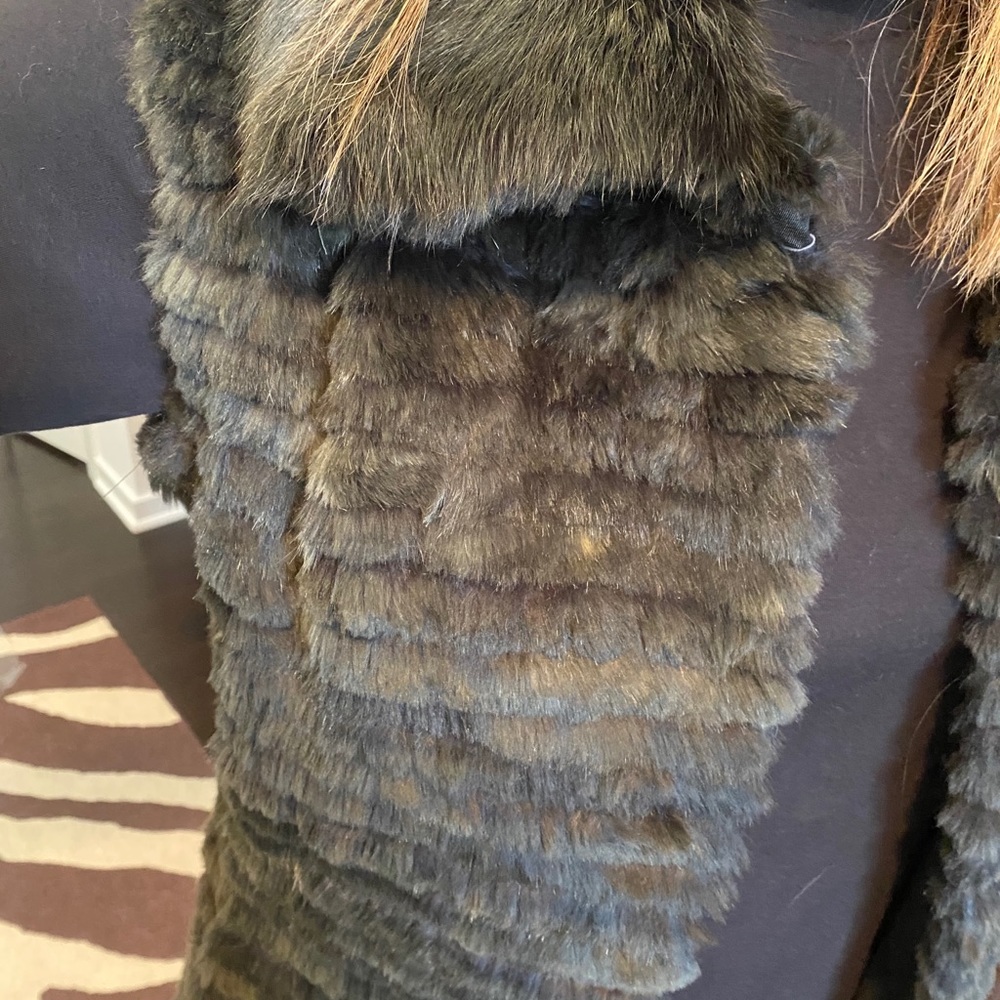 Michaela Fur Rabbit Vest - Picture 7 of 7